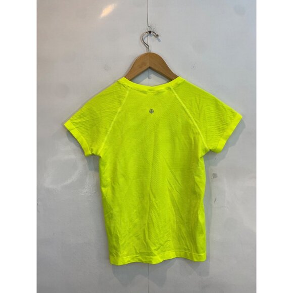 Lululemon Swiftly Tech Short Sleeve Shirt 2.0 Race Length Highlight Yellow 6 - Picture 3 of 4